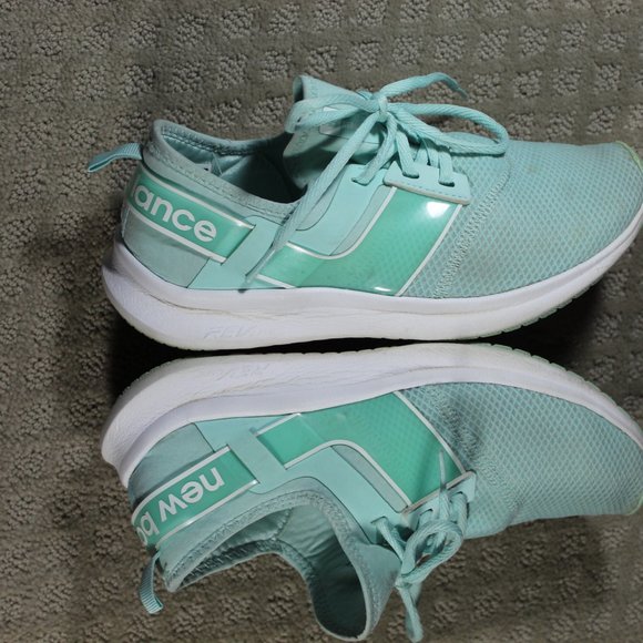 New Balance Size 9.5 Mint Green Rev Lite Athletic Shoe - Picture 4 of 6